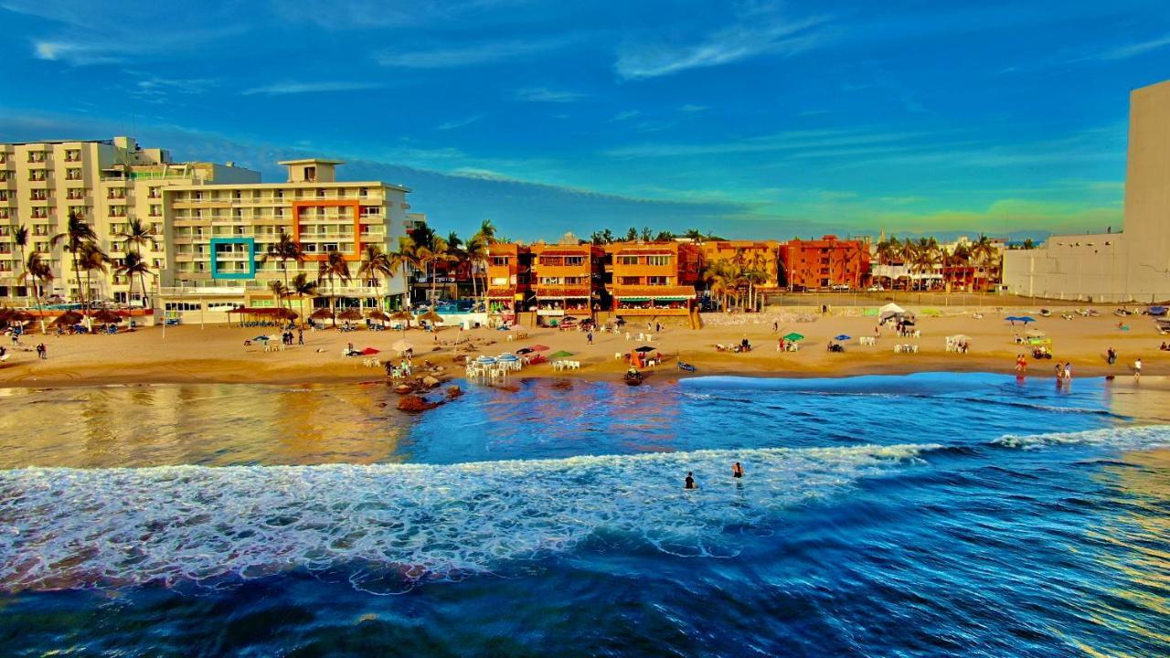 Playa Suites Mazatlán Quarto foto
