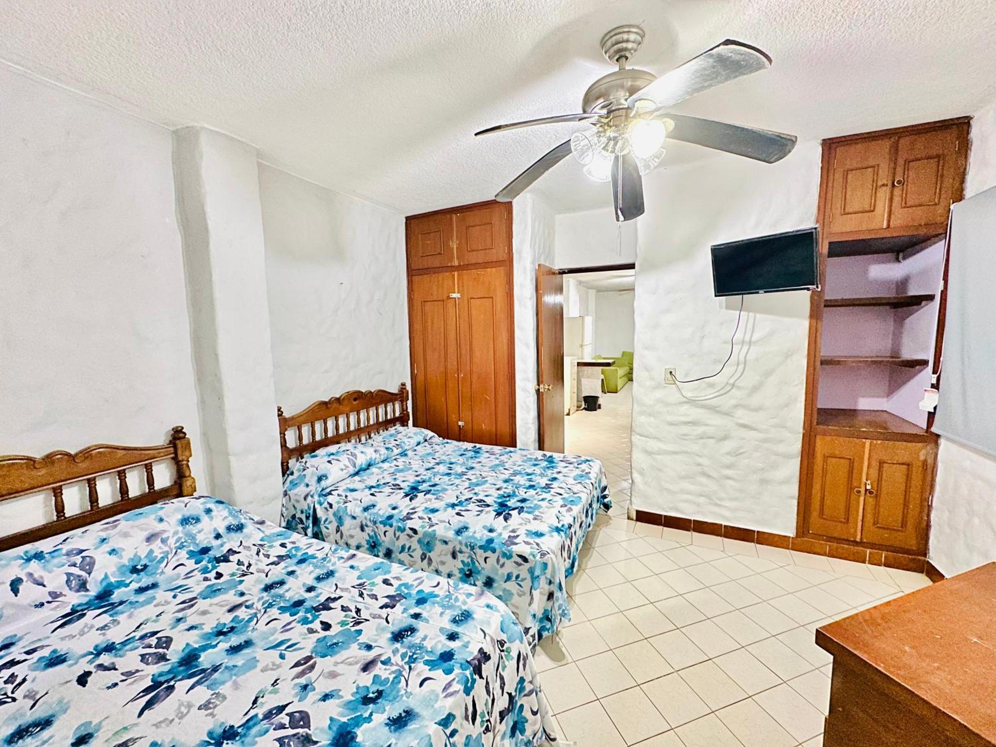 Playa Suites Mazatlán Quarto foto