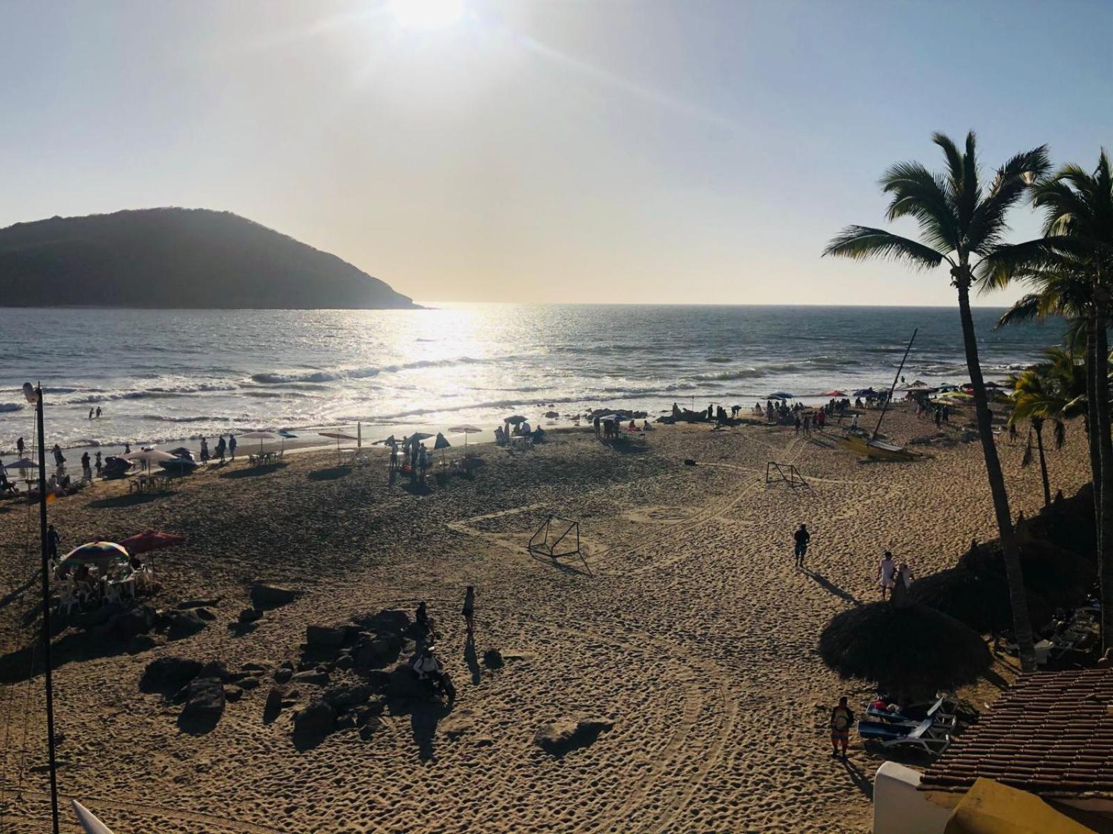 Playa Suites Mazatlán Quarto foto